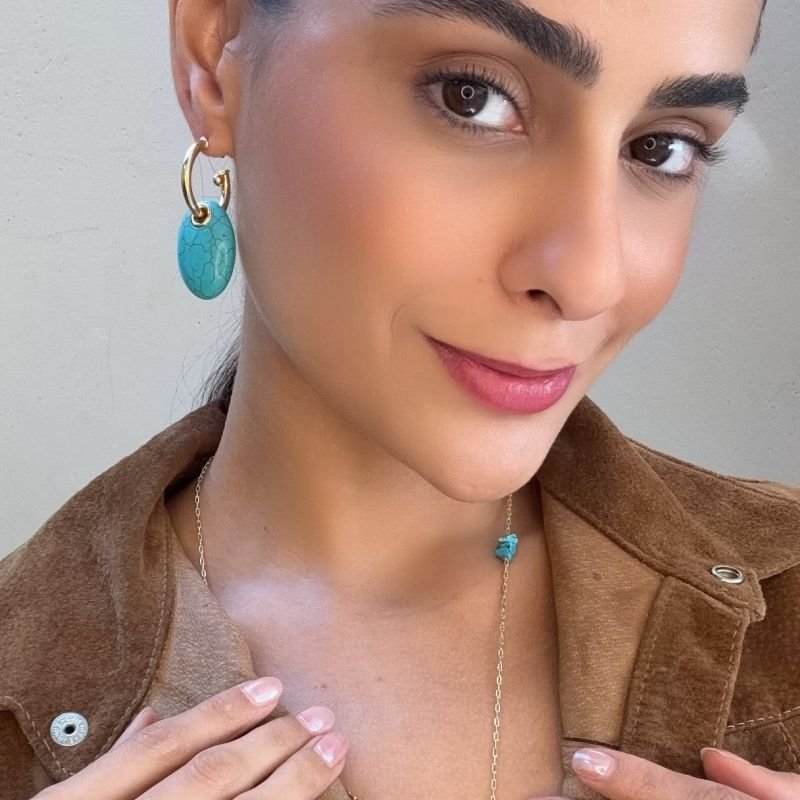 BRINCO ARGOLA COM PINGENTE PEDRA TURQUESA